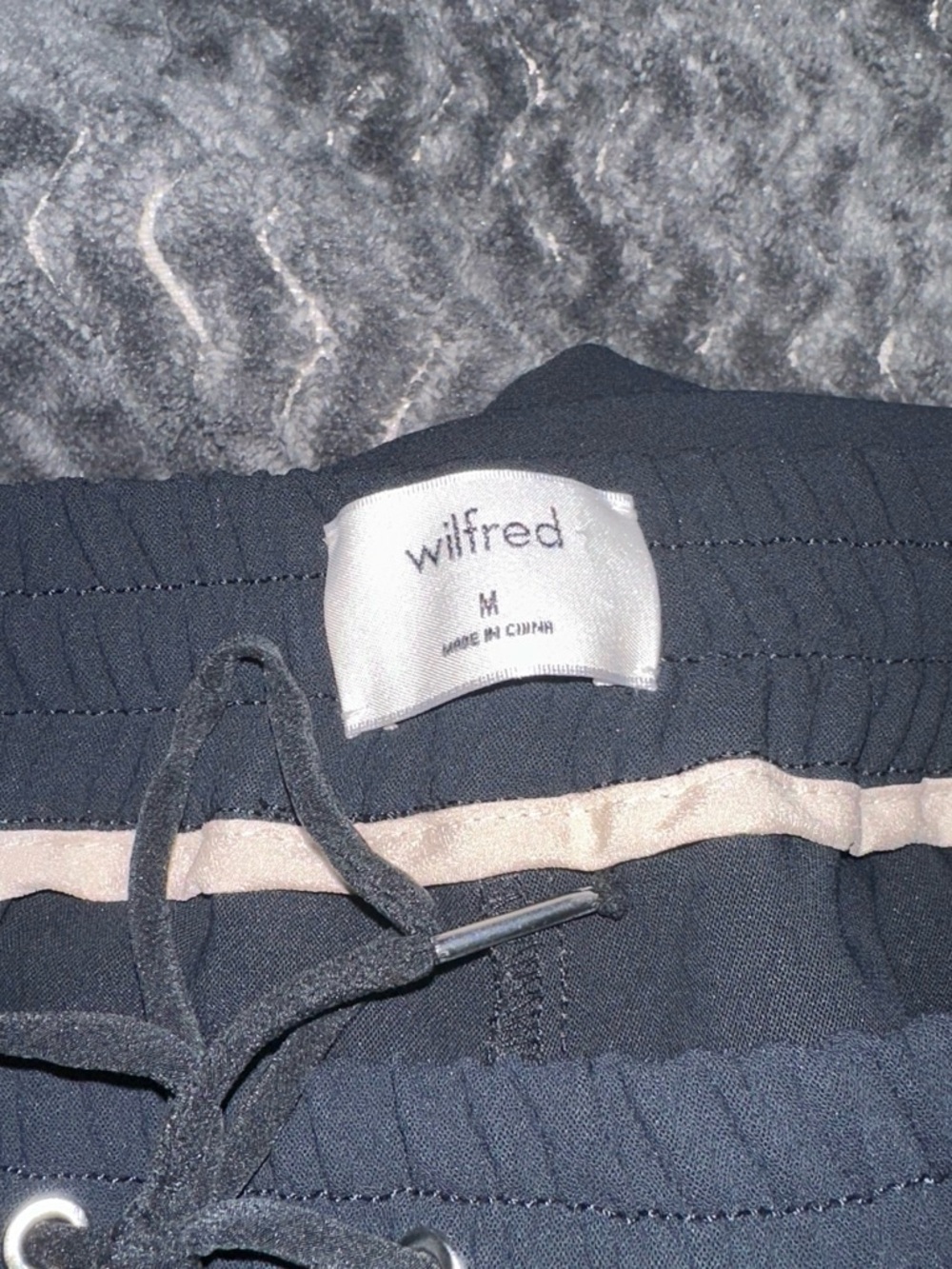 Wilfred Men’s Navy Drawstring Shorts - Medium